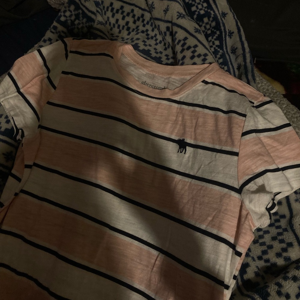 Abercrombie t Shirt